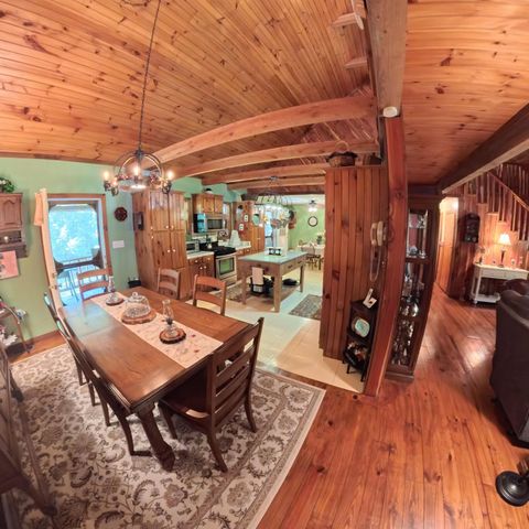 195 Kennedy Lane, Whitley City, KY 42653