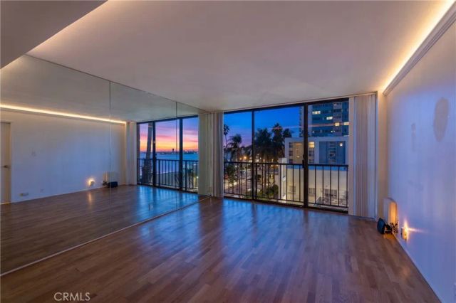 1750 E Ocean 501, Long Beach, CA 90802