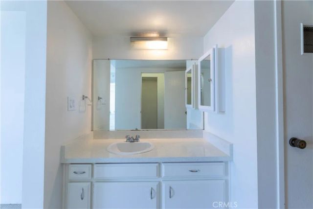 1750 E Ocean 501, Long Beach, CA 90802