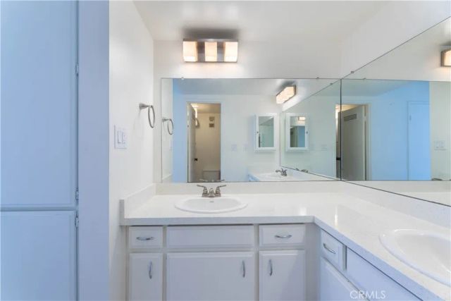 1750 E Ocean 501, Long Beach, CA 90802