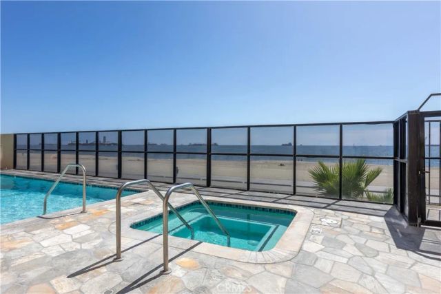 1750 E Ocean 501, Long Beach, CA 90802