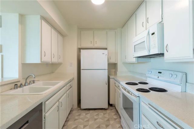 1750 E Ocean 501, Long Beach, CA 90802