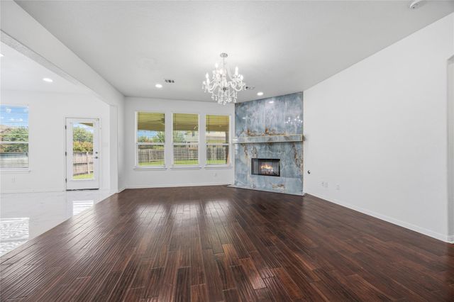 4372 Barchetta DR, Round Rock, TX 78665