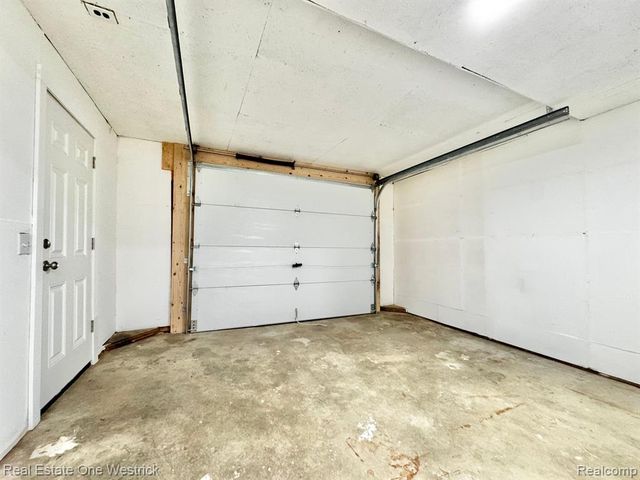 432 Edgewater Drive, Algonac, MI 48001