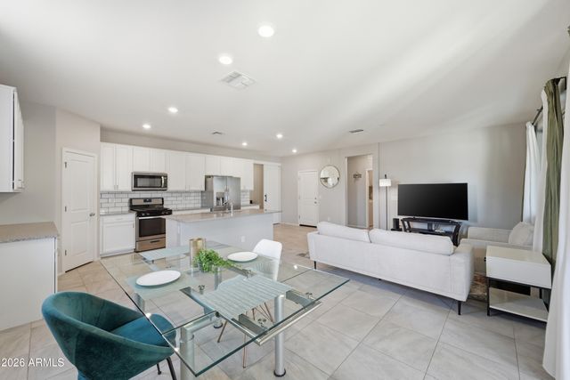 59 E LIBERTY Lane, Gilbert, AZ 85296