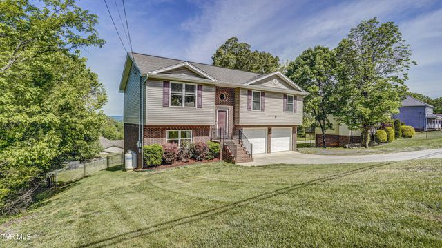 3920 Thornton Drive, Kingsport, TN 37664