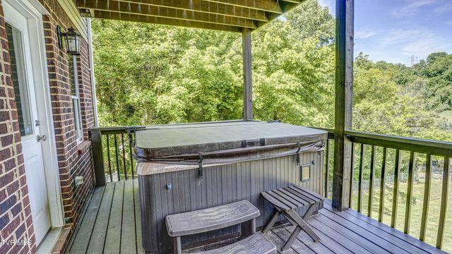 3920 Thornton Drive, Kingsport, TN 37664
