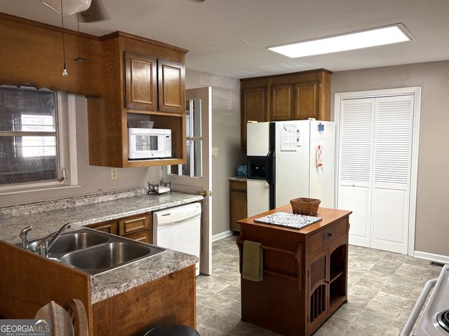 1615 Knox Street, Dublin, GA 31021