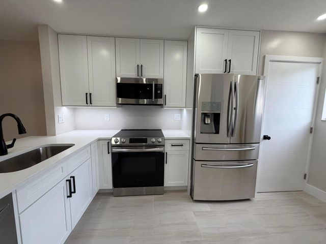 6631 Winfield Boulevard 2-6, Margate, FL 33063