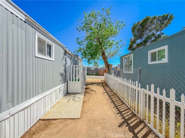 1258 W Rosamond Boulevard 14, Rosamond, CA 93560