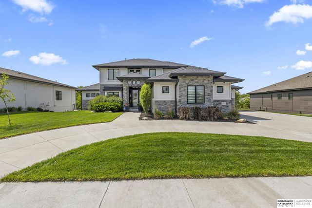 17803 Binney Street, Omaha, NE 68116