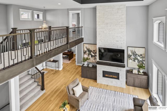 17803 Binney Street, Omaha, NE 68116