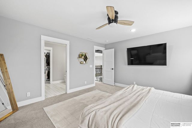 17803 Binney Street, Omaha, NE 68116