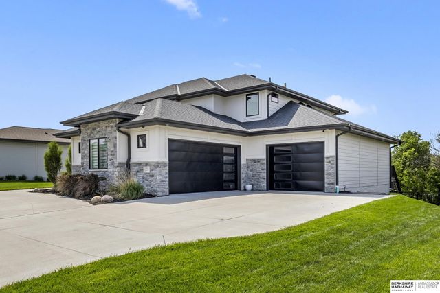 17803 Binney Street, Omaha, NE 68116