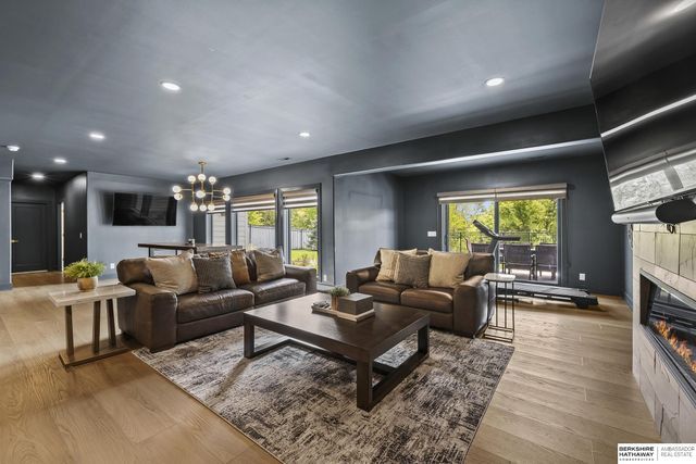 17803 Binney Street, Omaha, NE 68116