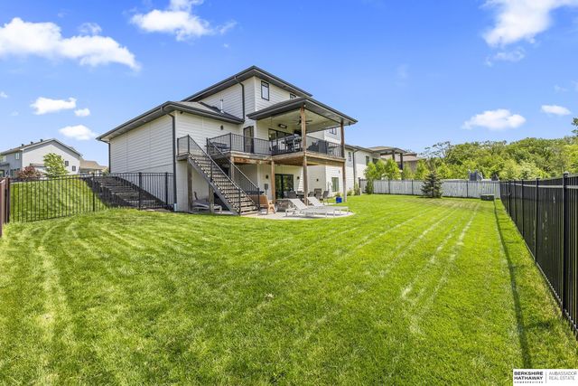 17803 Binney Street, Omaha, NE 68116