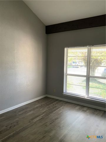 1402 Dallas Street, Killeen, TX 76541