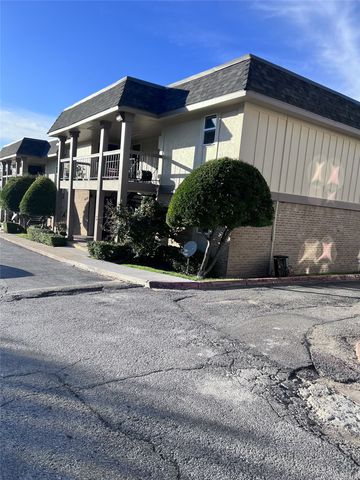 10749 E Northwest Highway, Dallas, TX 75238