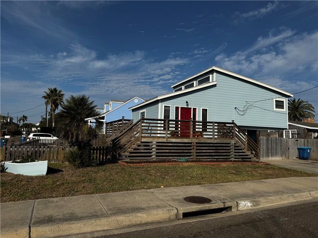 202 W Roberts Ave, Port Aransas, TX 78373