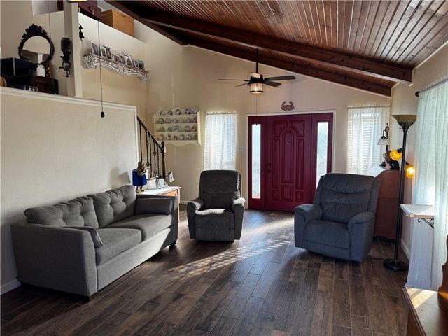 202 W Roberts Ave, Port Aransas, TX 78373