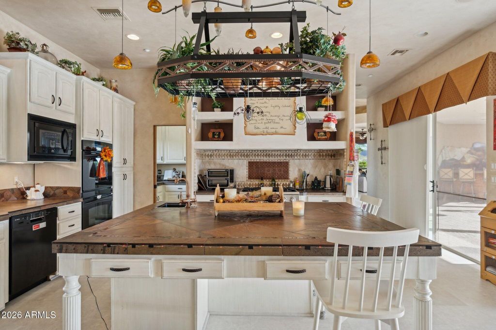 Image 29 of property listing at 16625 E LAST TRAIL Drive, Fountain Hills, AZ 85268