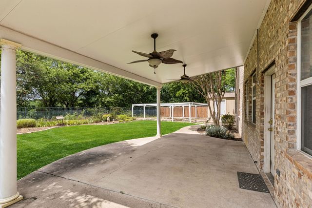 16101 Cowboy Trail, Fort Worth, TX 76247