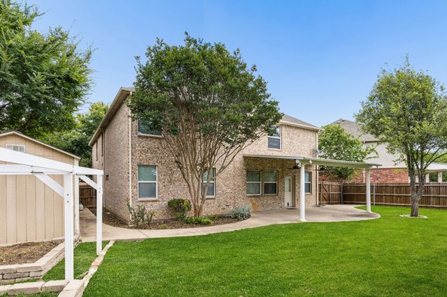 16101 Cowboy Trail, Fort Worth, TX 76247