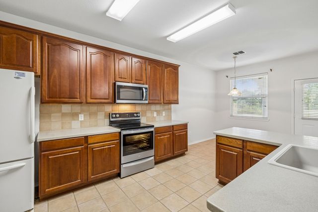 16101 Cowboy Trail, Fort Worth, TX 76247