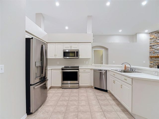 1521 BAYTHORN DRIVE, Wesley Chapel, FL 33543