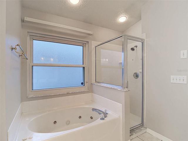 1521 BAYTHORN DRIVE, Wesley Chapel, FL 33543