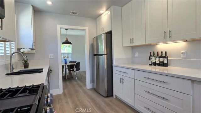 3280 Orlando Road, Pasadena, CA 91107