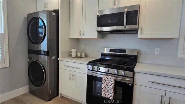 3280 Orlando Road, Pasadena, CA 91107