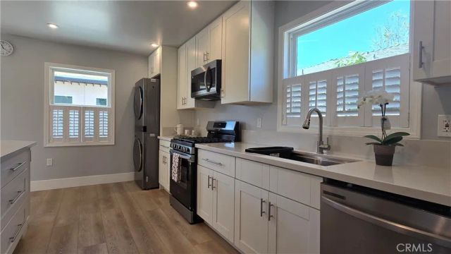 3280 Orlando Road, Pasadena, CA 91107