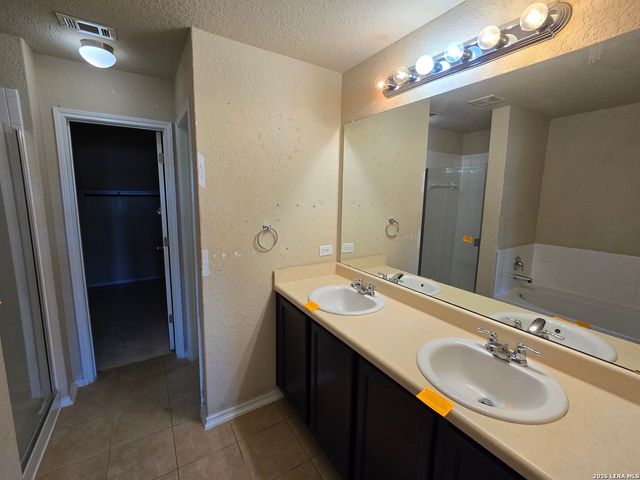 3571 Glacier Lake, San Antonio, TX 78222