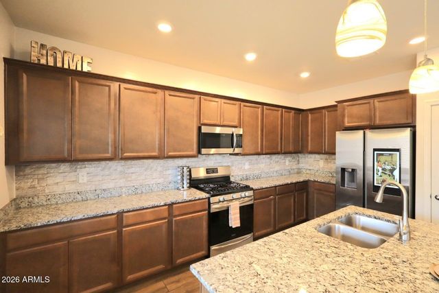 3410 W T RYAN Lane, Phoenix, AZ 85041