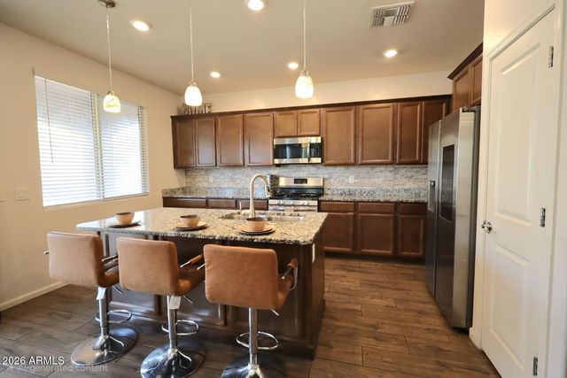 3410 W T RYAN Lane, Phoenix, AZ 85041