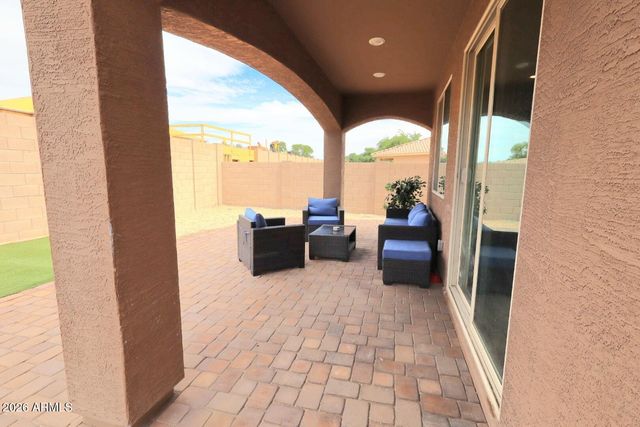 3410 W T RYAN Lane, Phoenix, AZ 85041