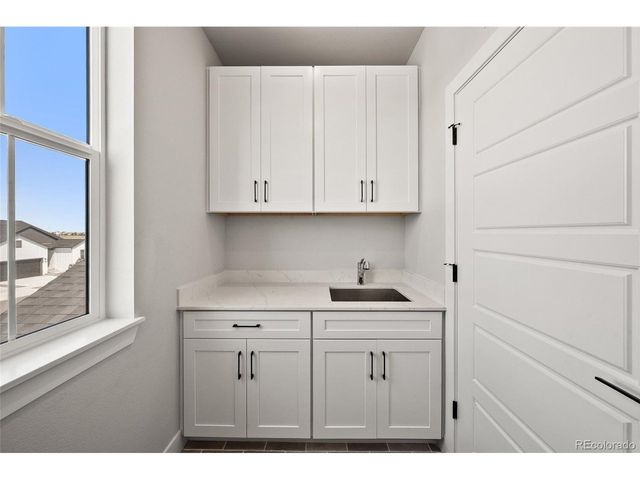 16426 Lone Wolf Pl, Parker, CO 80134