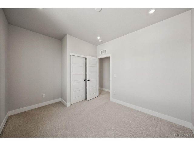 16426 Lone Wolf Pl, Parker, CO 80134