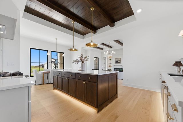 16600 W Hickory St, Goddard, KS 67052