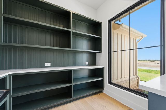 16600 W Hickory St, Goddard, KS 67052