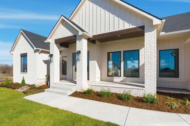 16600 W Hickory St, Goddard, KS 67052