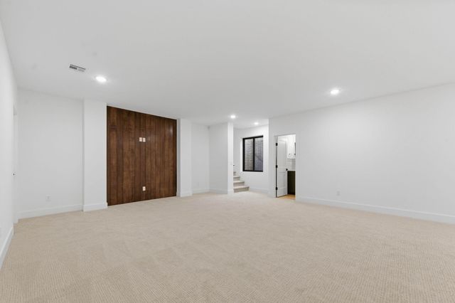 16600 W Hickory St, Goddard, KS 67052