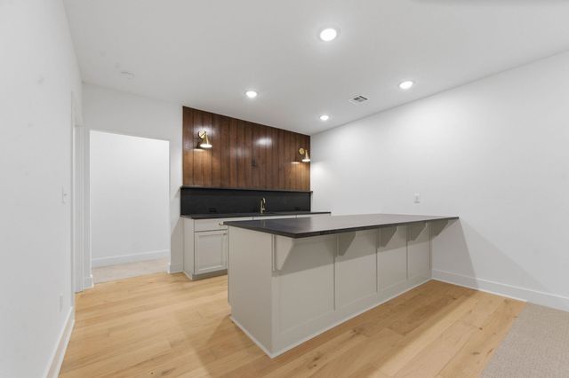 16600 W Hickory St, Goddard, KS 67052