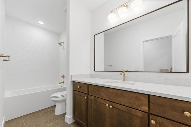 16600 W Hickory St, Goddard, KS 67052