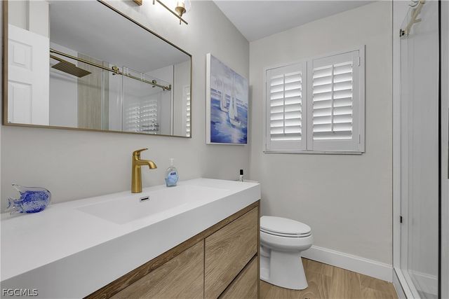 1221 SE 43rd TER, Cape Coral, FL 33904