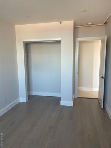 320 Post Avenue 2D, Westbury, NY 11590