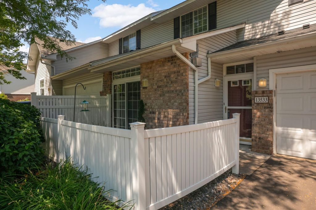 13533 Carmody Drive, Eden Prairie, MN 55344 — exterior