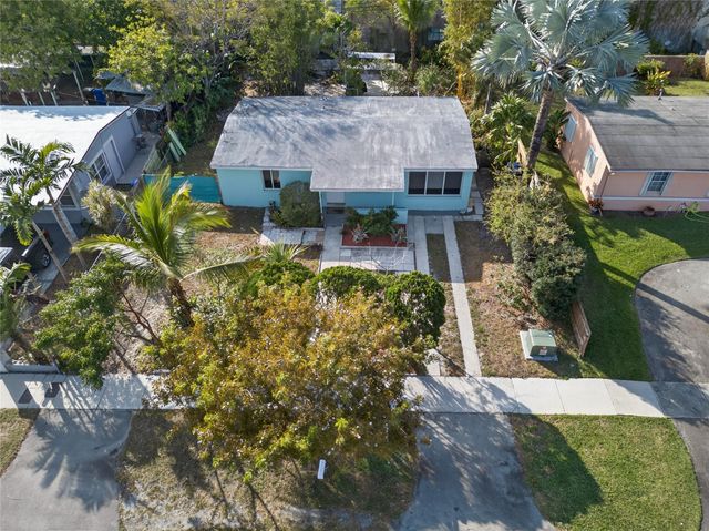 1802 Lauderdale Manor Drive, Fort Lauderdale, FL 33311