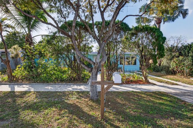 1802 Lauderdale Manor Drive, Fort Lauderdale, FL 33311